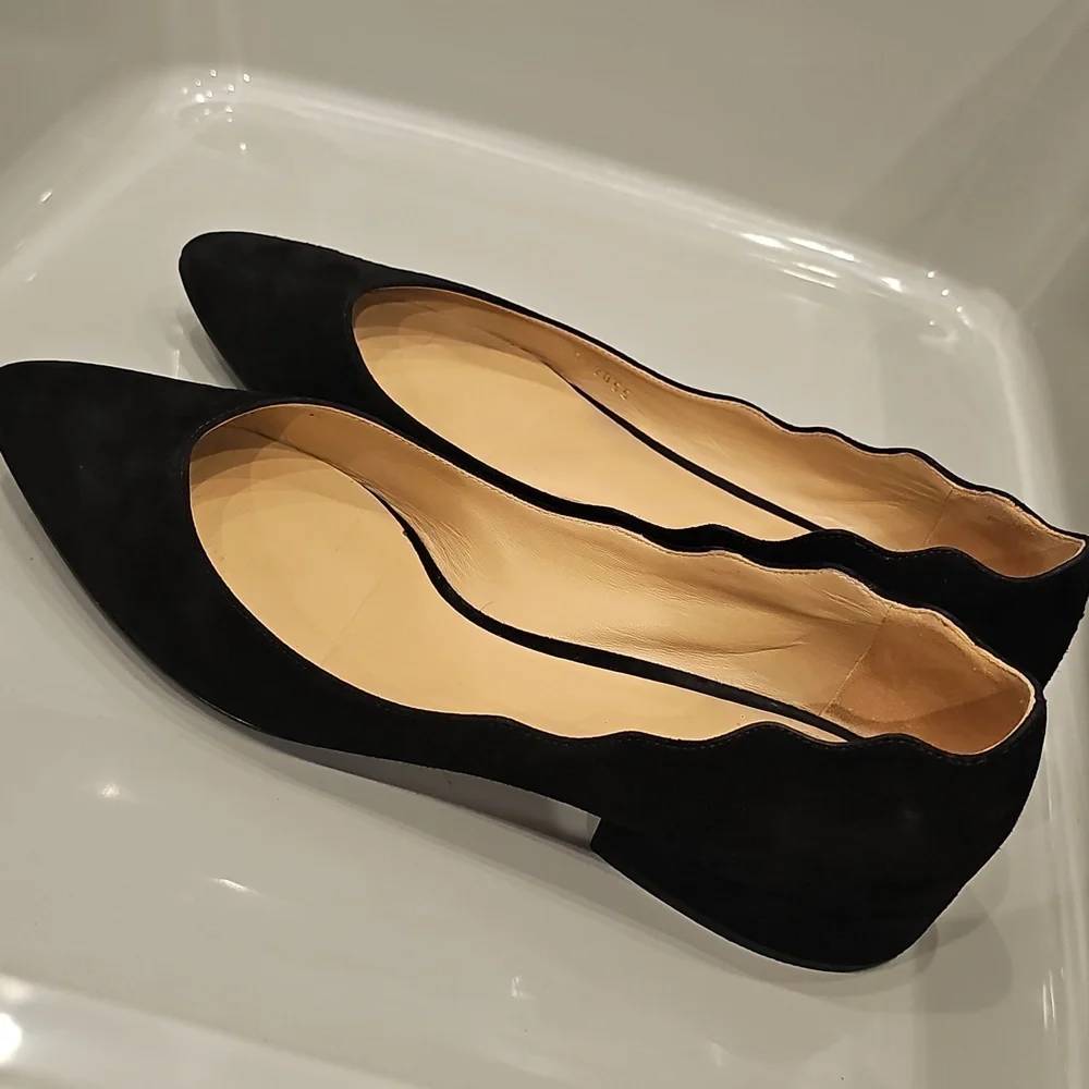 CHLOE Black Suede Classic Scalloped Flats Sz EU 39